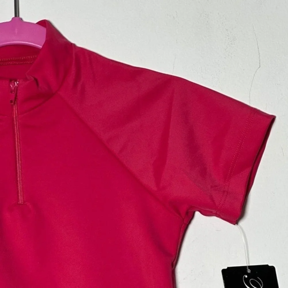 Theatricals Pink cranberry Zip Mock‎ Neck Short Sleeve Dance Crop Top CL